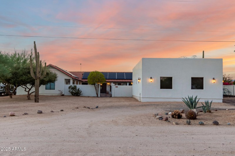 6632 E Calle De Las Estrellas Rd