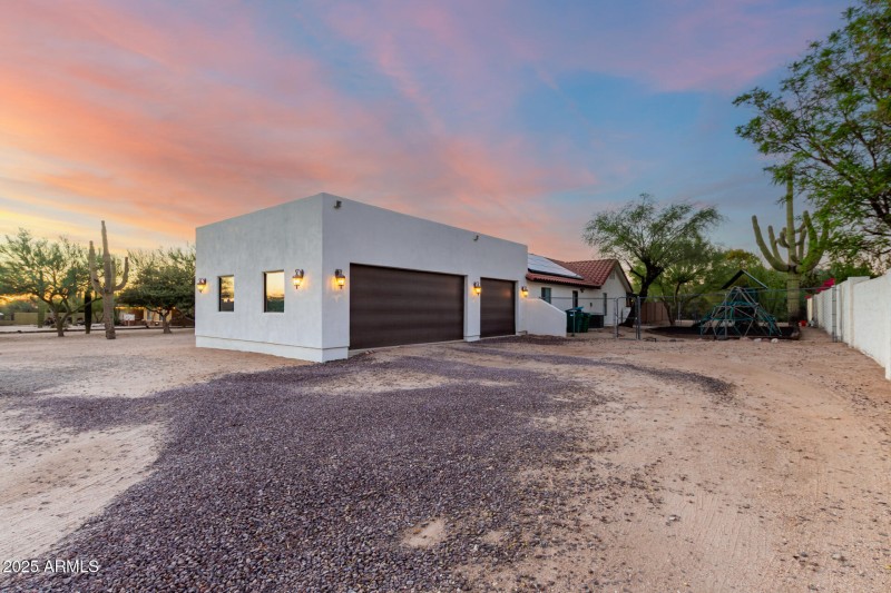 6632 E Calle De Las Estrellas Rd