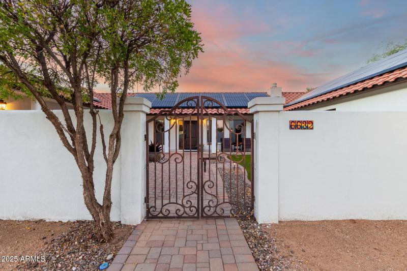 6632 E Calle De Las Estrellas Rd