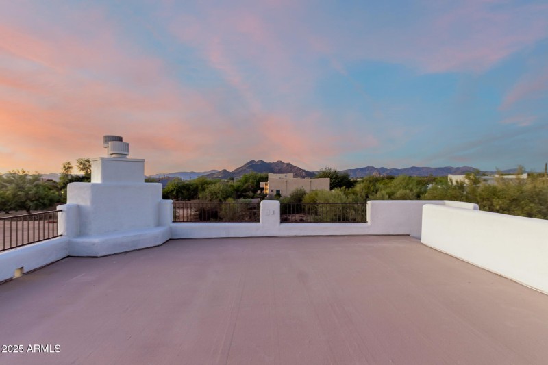 6632 E Calle De Las Estrellas Rd