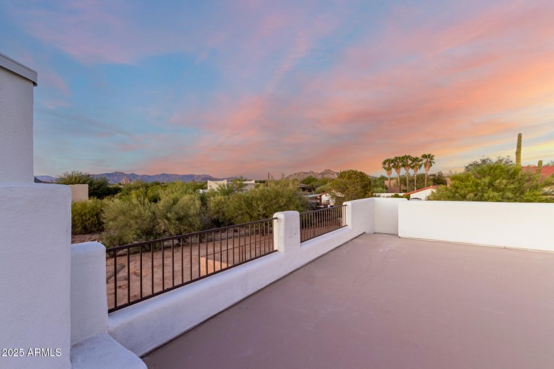 6632 E Calle De Las Estrellas Rd