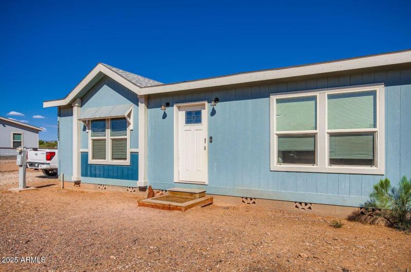 32807 N 225th Ave - Web Quality - 005 -