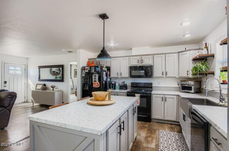 32807 N 225th Ave - Web Quality - 012 -