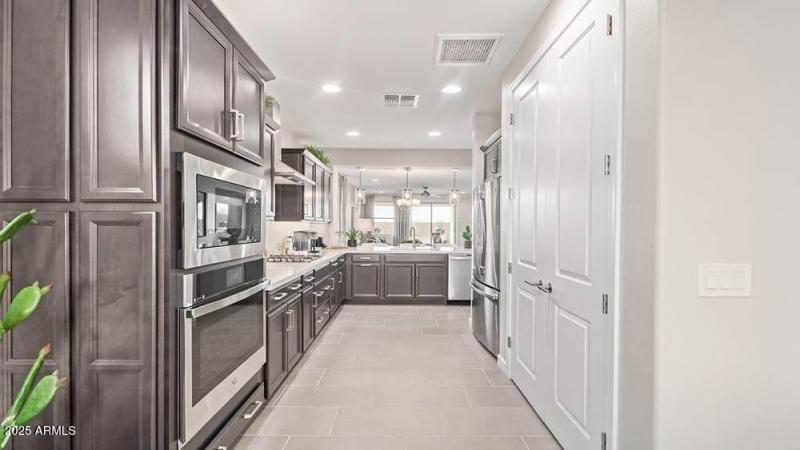 11320 N 168 DR