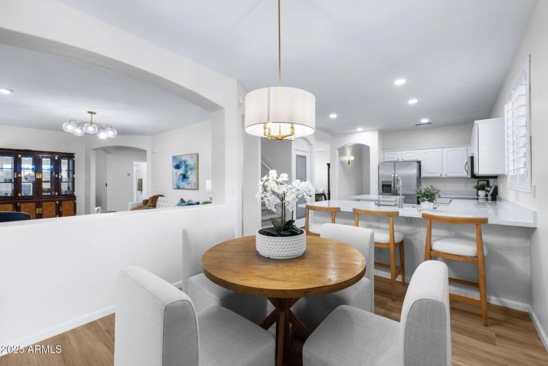 Eat-in Kitchen