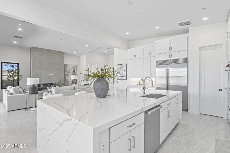 Waterfall Edge Quartz Countertop