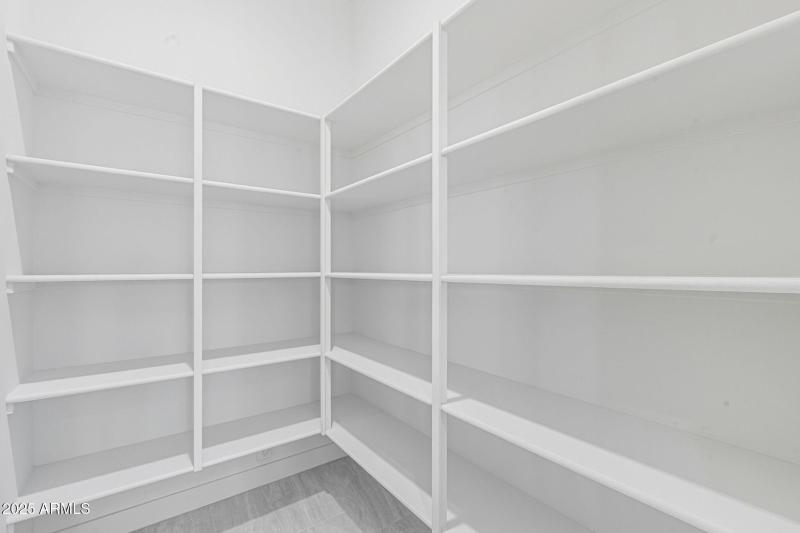 Walk-in Pantry