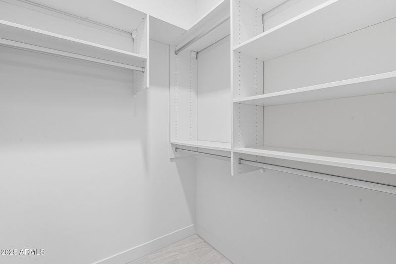 Casita Walk-in Closet