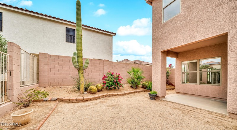 7500 E Deer Valley Rd-38