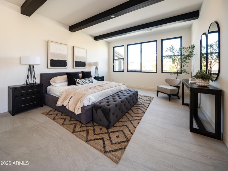 Primary Bedroom W Beam Details