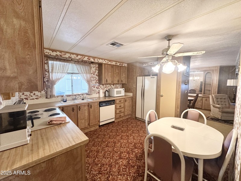 FABULOUS KITCHEN