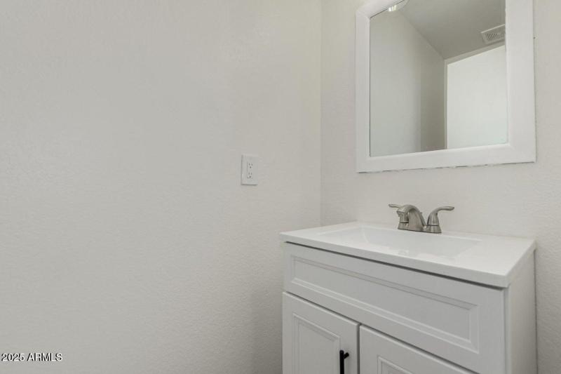 20250731230559192611000000-o