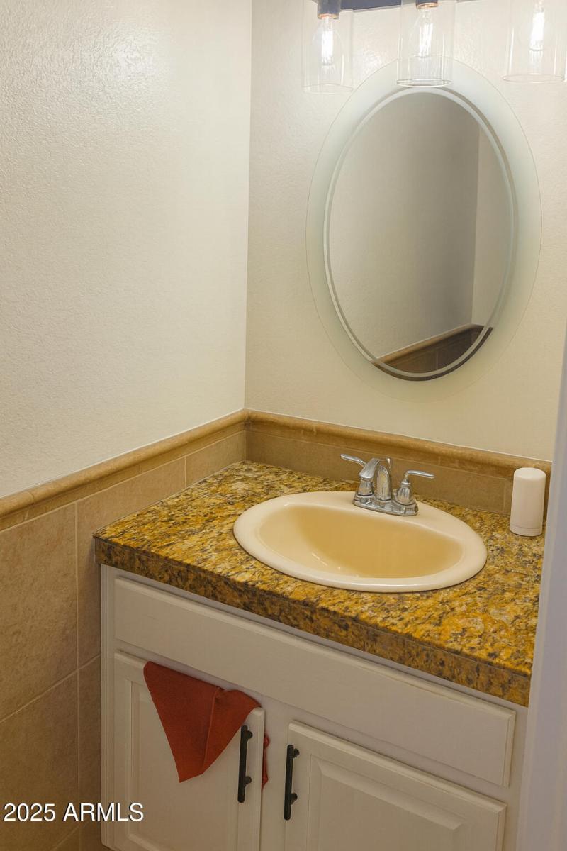 E14C3AE9-0F85-49B3-91DE-6AA40B53E1AA