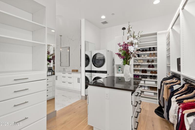 master closet w/washer & dryer