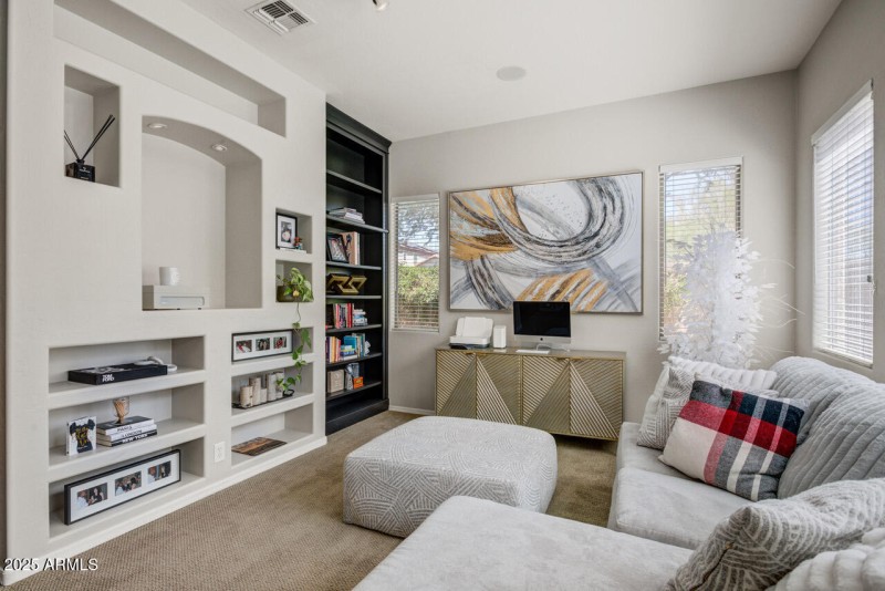 Den - Living Room - Bonus Room