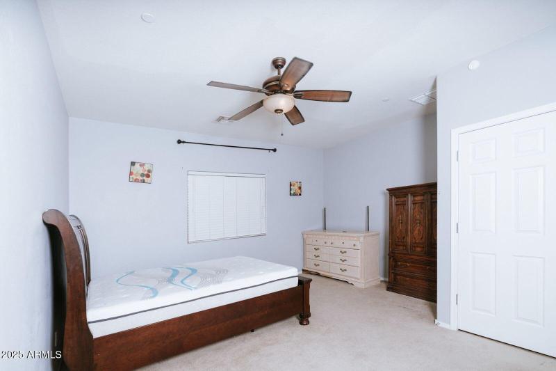 WhatsApp Image 2025-09-16 at 09.13.02 (1