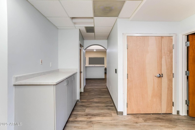 Suite 1 | Typical Hall