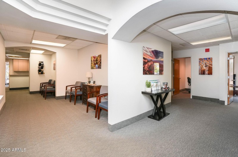 Suite 2/3 | Sub-Waiting