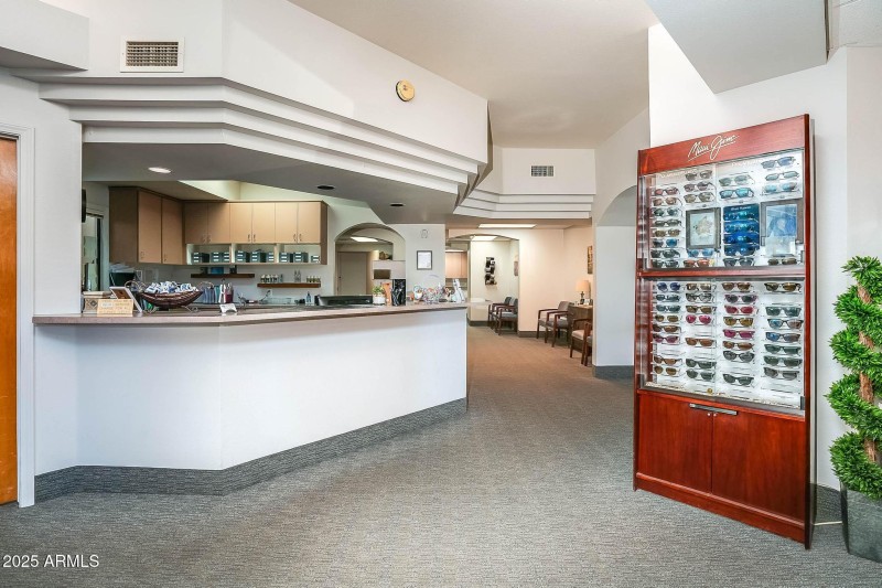 Suite 2/3 | Reception