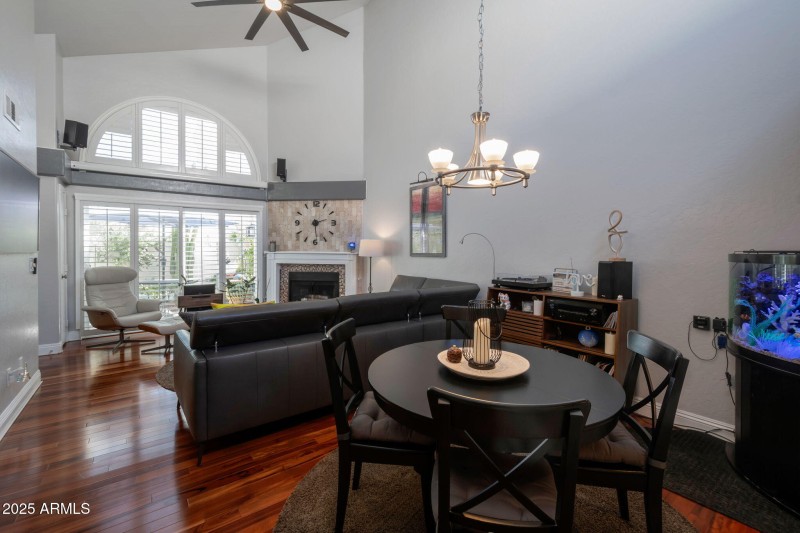 Vaulted Ceilings!