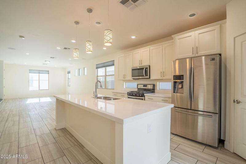 17-web-or-mls-Tune-17