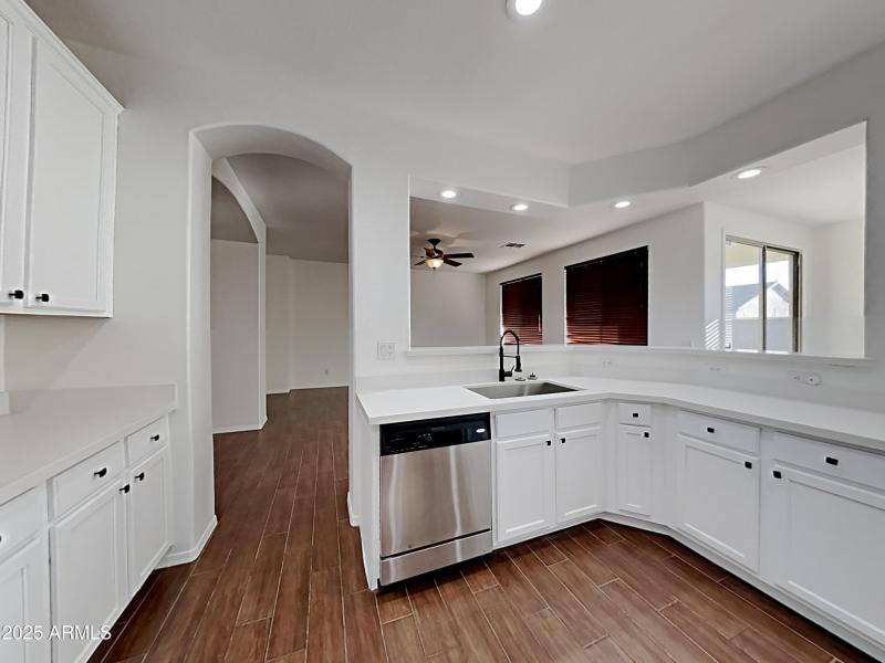 1004825.6627 S 17th Avenue_1