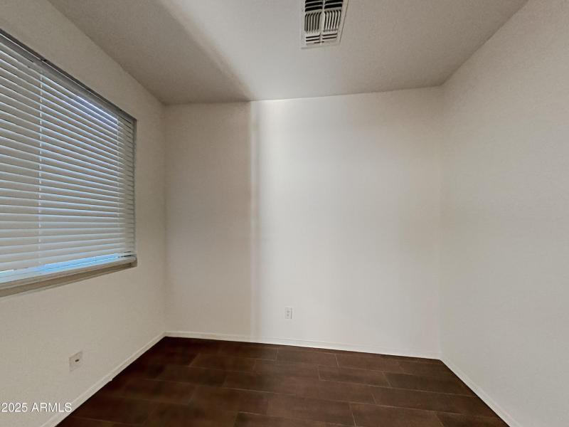 1004825.6627 S 17th Avenue_7