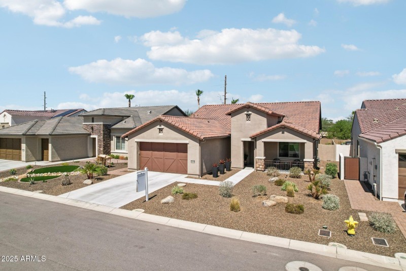 46-web-or-mls-W La Reata Ave-S1709-046