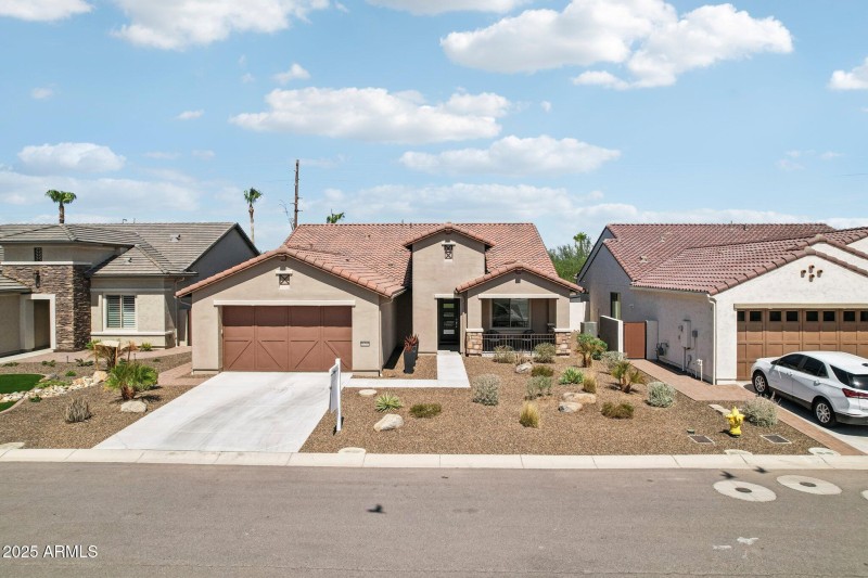 47-web-or-mls-W La Reata Ave-S1709-047