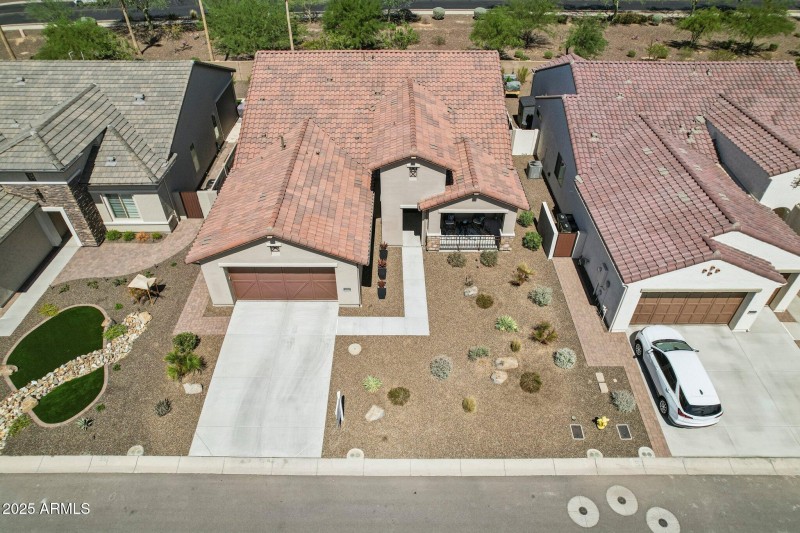 55-web-or-mls-W La Reata Ave-S1709-055