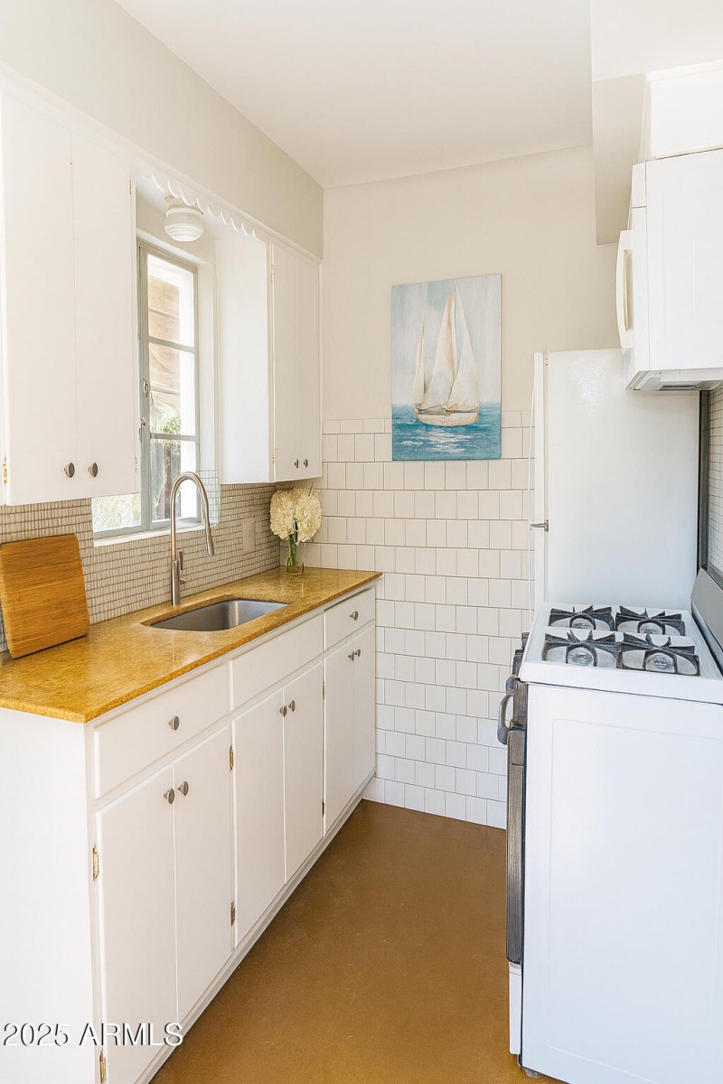 34A8B067-AFB2-4B8E-820A-E7DCF922CE58