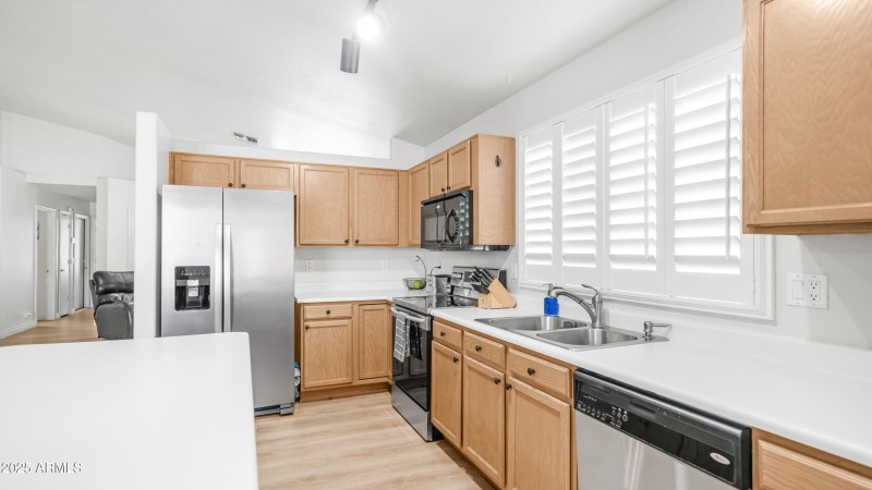 18229 N 89th Dr (6)