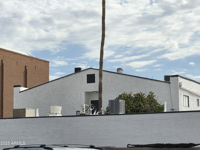 Back of 20 S. MacDonald