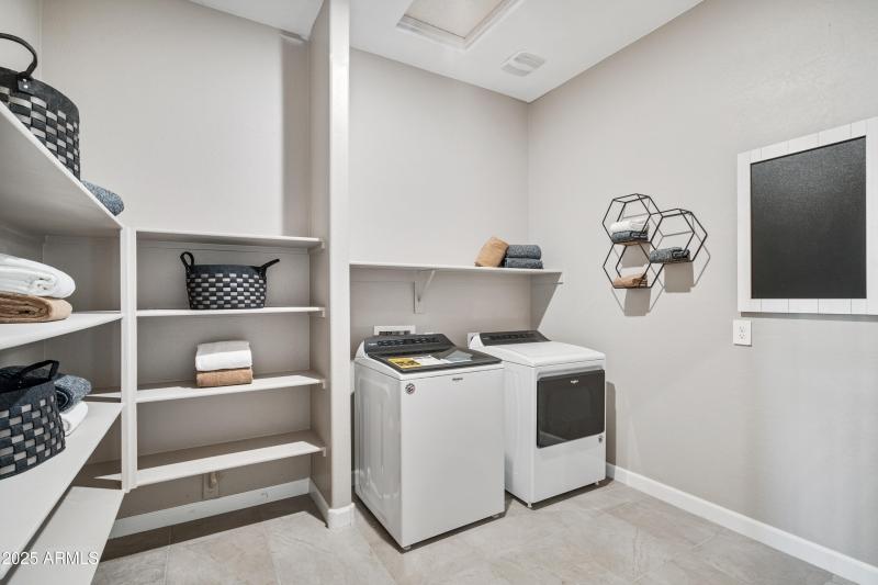 Dove_3734_Lakes at Red_Maricopa_AZ_DRH_6