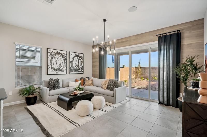 Dove_3734_Lakes at Red_Maricopa_AZ_DRH_1