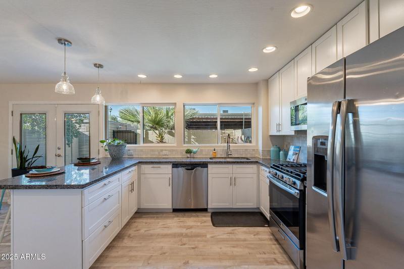 Recessed task lighting