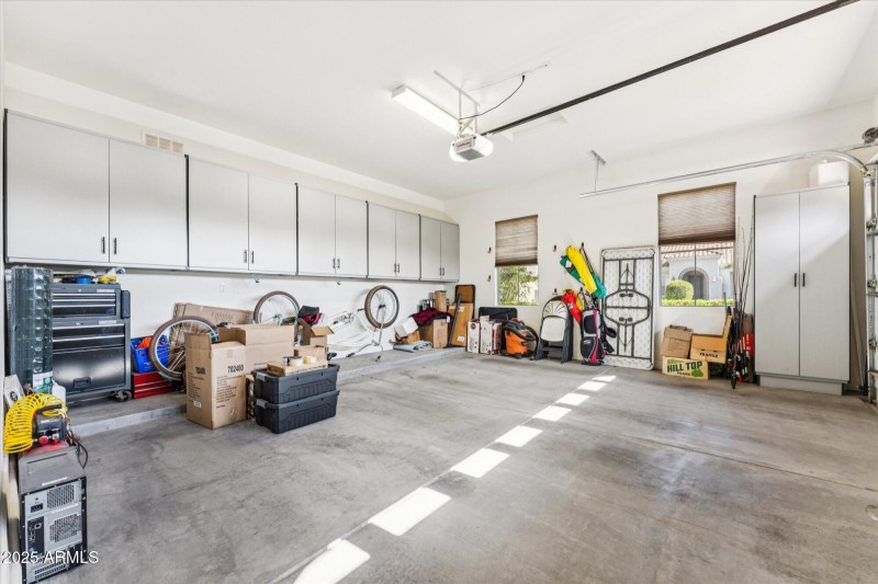 Aloe garage