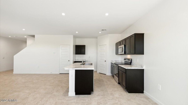 Grace kitchen 4