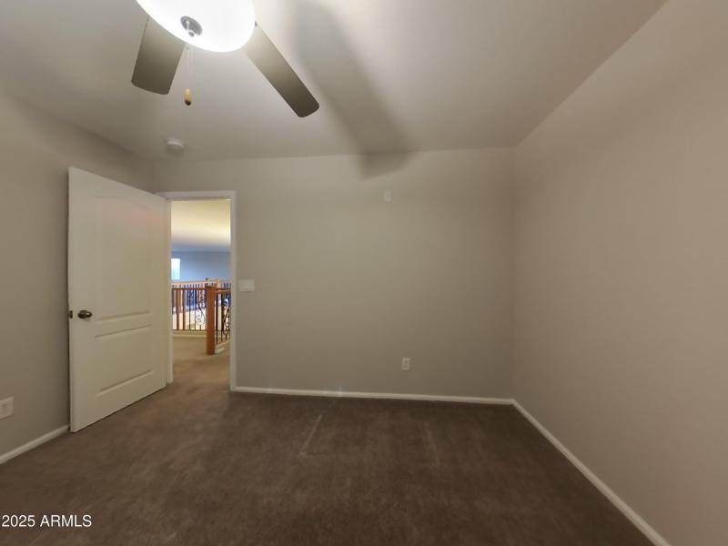 11_pc_Hj70wbXfJR_ueo3GX4YPE_layout_1