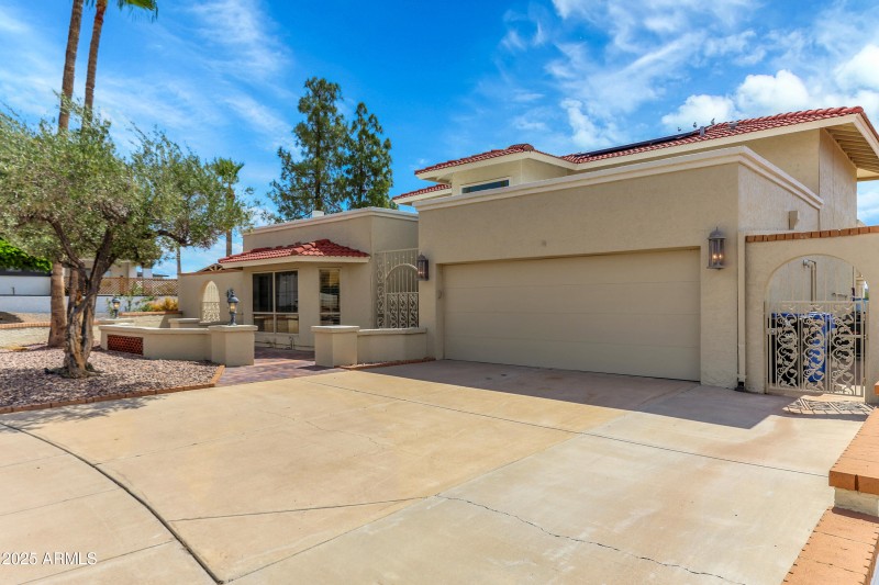 2237 E Captain Dreyfus-2