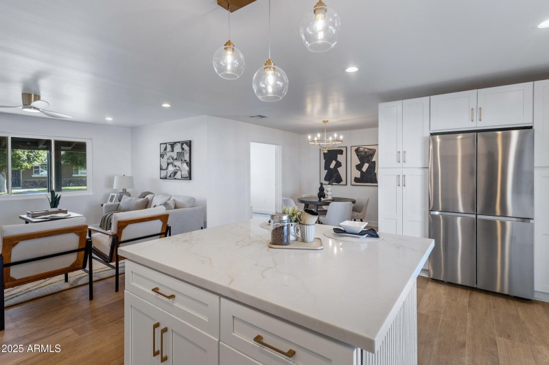 7820 E Loma Land Dr-15