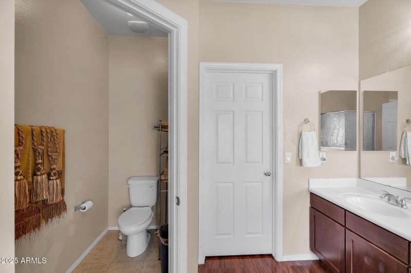 27-web-or-mls-East Sebring-32