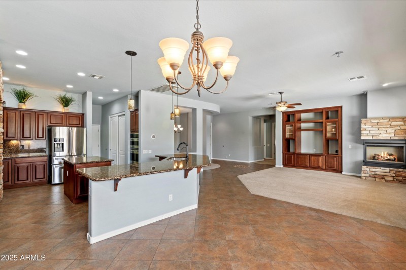 09-Kitchen & Great Room