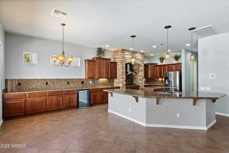 10-Kitchen