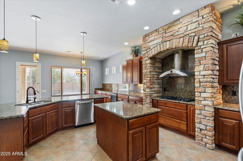 14-Kitchen