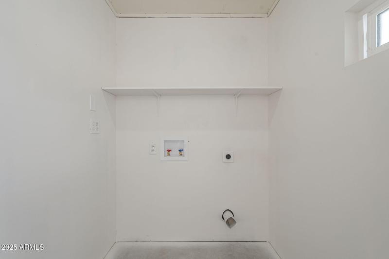 33-web-or-mls-Rose-33