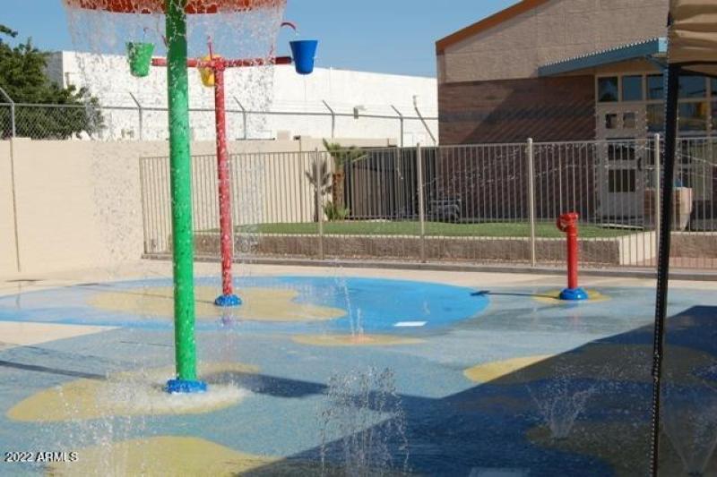 La Casita water splash play area