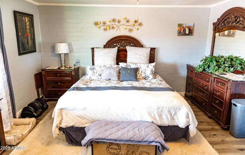 20230821210254086960000000-o