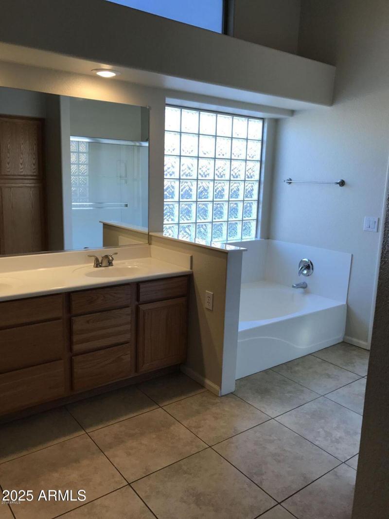 20161230054038449350000000-o