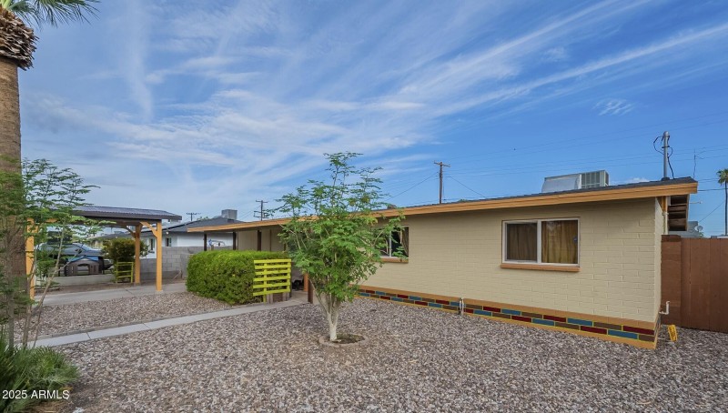 Gravel front yard